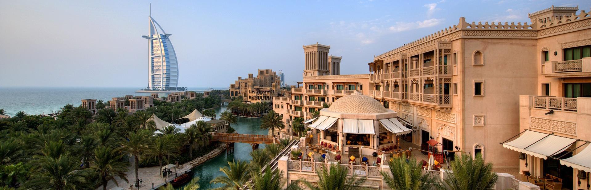 Отель Madinat Jumeirah Al Qasr Дубай