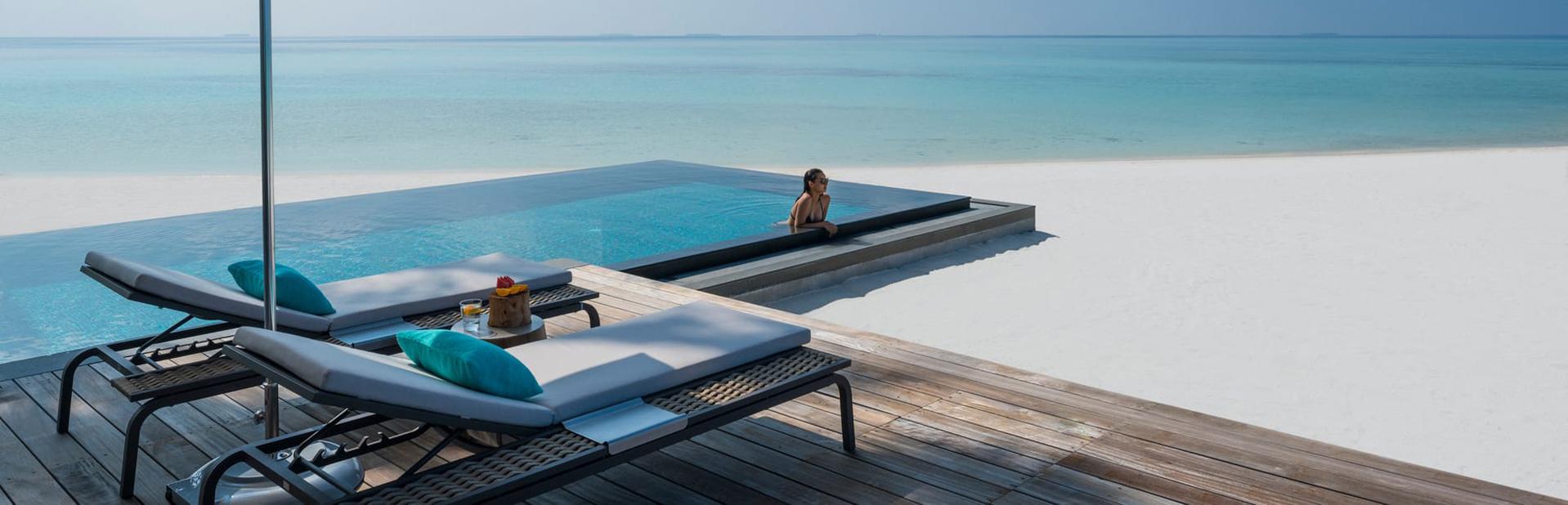 Four Seasons Voavah Мальдивы